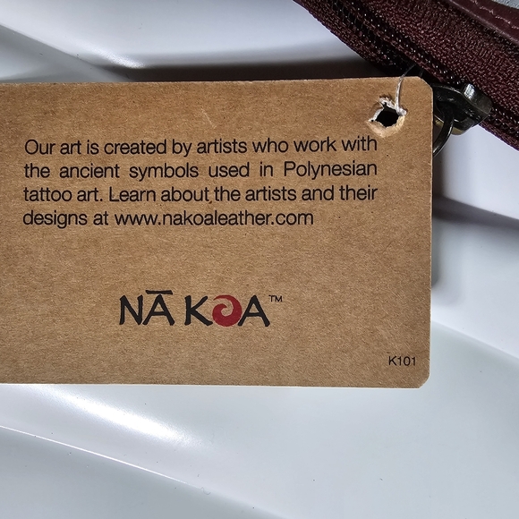 Polynesian Tattoo Leather Zip Wallet - Picture 5 of 11